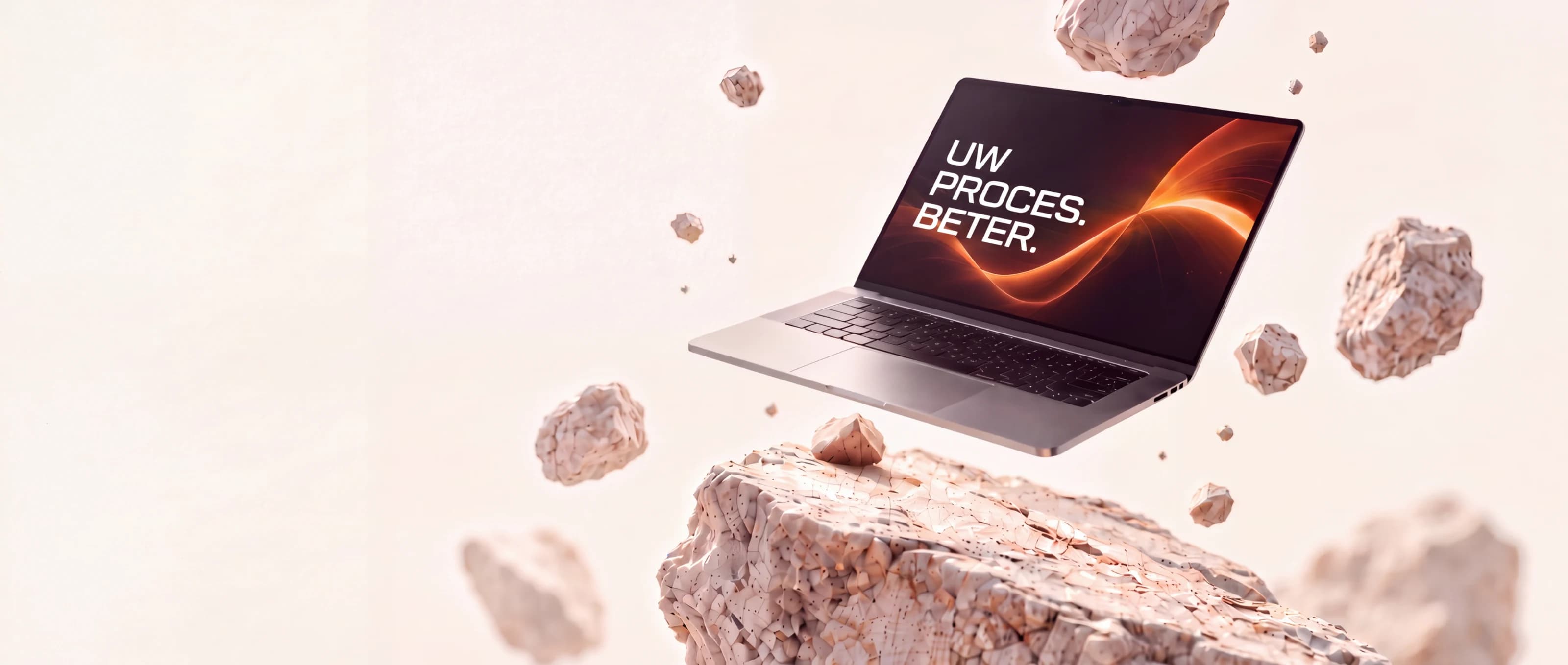Laptop zwevend boven een rotsblok